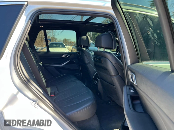 2019 BMW X5 xDrive40i with VIN 5UXCR6C50KLK80273, listed as a Copart auction lot 48924885 with 127,452 mi miles and Clean Title. Bid and sale history available at carsss.com. Image 6.