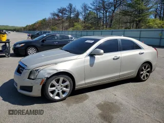 2013 Cadillac ATS Luxury z VIN 1G6AB5RA8D0144718, wystawiony jako Copart lot #54870035 z przebiegiem 131 772 mil mil oraz Szkody całkowita. Historia ofert i sprzedaży dostępna na DreamBid. Obrazek 1.