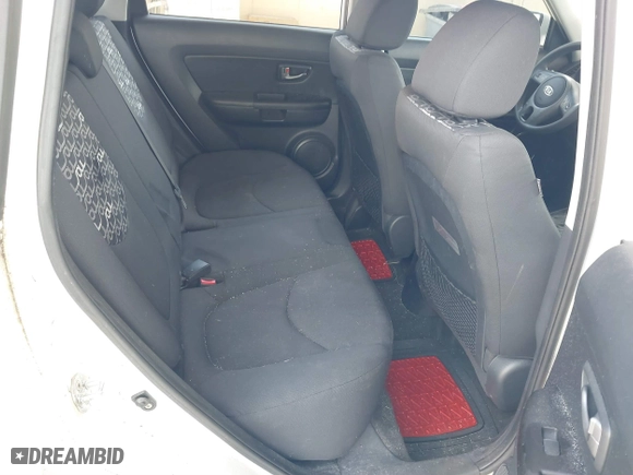 2011 Kia Soul ! with VIN KNDJT2A22B7712253, listed as a IAAI auction lot 41864671 with 179,904 mi miles. Bid and sale history available at carsss.com. Image 8.