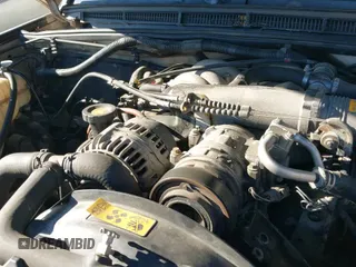 2000 Land Rover Discovery Cloth z VIN SALTY1247YA249969, wystawiony jako IAAI lot #41035905 z przebiegiem 188 643 mil mil oraz . Historia ofert i sprzedaży dostępna na DreamBid. Obrazek 12.