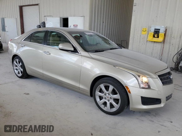 2013 Cadillac ATS z VIN 1G6AA5RX5D0164495, wystawiony jako Copart lot #55016525 z przebiegiem 83 243 mil mil oraz Szkoda całkowita • Salvage title. Historia ofert i sprzedaży dostępna na DreamBid. Obrazek 4.