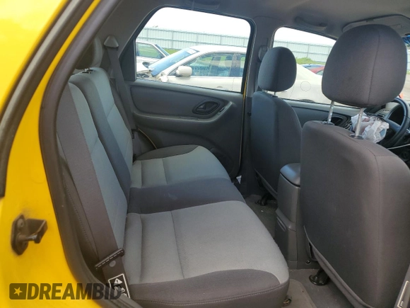 2003 Ford Escape XLS Popular with VIN 1FMYU92193KA49798, listed as a Copart auction lot 59922804 with 187,032 mi miles and Non Repairable. Bid and sale history available at carsss.com. Image 10.