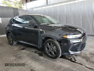 2024 Dodge Hornet R/T with VIN ZACPDFCW4R3A33958, listed as a Copart auction lot 66137165 with 30,225 mi miles and Non repairable. Bid and sale history available at DreamBid. Image 4.
