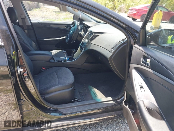 2011 Hyundai Sonata Limited with VIN 5NPEC4AC5BH068944, listed as a IAAI auction lot 42200784 with 133,256 mi miles and . Bid and sale history available at DreamBid. Image 5.