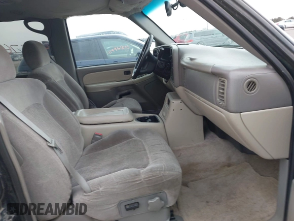 2001 Chevrolet Suburban LT with VIN 3GNFK16T71G245894, listed as a IAAI auction lot 41957655 with 0 mi miles. Bid and sale history available at carsss.com. Image 5.
