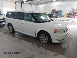 2009 Ford Flex SEL z VIN 2FMDK52C79BA37781, wystawiony jako IAAI lot #42208589 z przebiegiem 243 096 mil mil oraz . Historia ofert i sprzedaży dostępna na DreamBid. Obrazek 1.