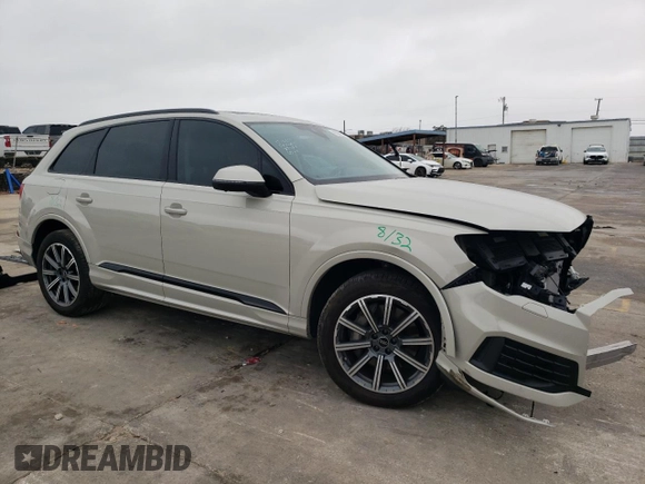 2024 Audi Q7 Premium Plus with VIN WA1LCBF79RD009185, listed as a Copart auction lot 85094024 with 4,448 mi miles and Salvage Title. Bid and sale history available at carsss.com. Image 4.