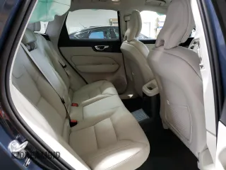 2023 Volvo XC60 Plus Dark Theme z VIN YV4H60DL2P1289471, wystawiony jako Copart lot #62508884 z przebiegiem 8 012 mil mil oraz Szkoda całkowita • Salvage title. Historia ofert i sprzedaży dostępna na DreamBid. Obrazek 12.