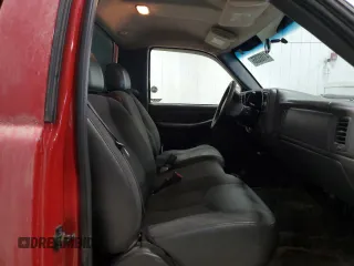2004 GMC Sierra 2500HD Work Truck z VIN 1GTHK24U14E100266, wystawiony jako Copart lot #41865355 z przebiegiem 249 940 mil mil oraz Czysty tytuł • Clean title. Historia ofert i sprzedaży dostępna na DreamBid. Obrazek 10.