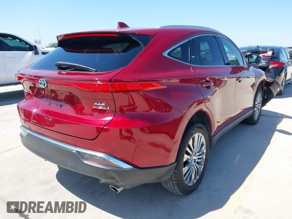 2022 Toyota Venza LE with VIN JTEAAAAH1NJ106479, listed as a IAAI auction lot 41764101 with 31,848 mi miles. Bid and sale history available at carsss.com. Image 4.