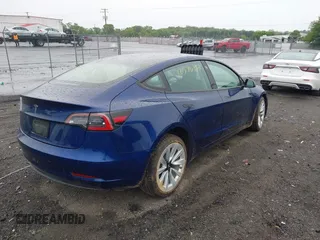 2023 Tesla Model 3 z VIN 5YJ3E1EA7PF436314, wystawiony jako IAAI lot #42340337 z przebiegiem 39 247 mil mil oraz . Historia ofert i sprzedaży dostępna na DreamBid. Obrazek 4.