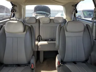 2006 Chrysler Town & Country LWB Touring with VIN 2A4GP54L26R703474, listed as a Copart auction lot 50085335 with 226,532 mi miles and Salvage Title. Bid and sale history available at carsss.com. Image 10.