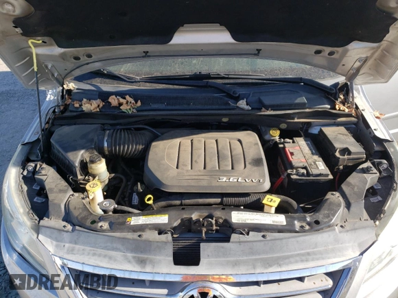 2011 Volkswagen Routan SE with VIN 2V4RW3DG3BR766608, listed as a Copart auction lot 67268015 with 144,329 mi miles and Clean title. Bid and sale history available at DreamBid. Image 12.