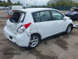 2009 Nissan Versa S с VIN 3N1BC13E29L372004, выставлен на аукционе IAAI как лот 42238770 с пробегом 100 951 миль миль и . История ставок и продаж доступна на DreamBid. Изображение 4.