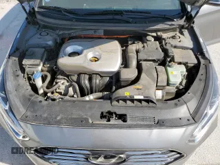 2018 Hyundai Sonata SE with VIN KMHE24L32JA079692, listed as a Copart auction lot 52740095 with 100,320 mi miles and Salvage Title. Bid and sale history available at DreamBid. Image 11.