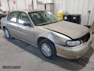 2000 Chevrolet Malibu with VIN 1G1ND52J0Y6308252, listed as a IAAI auction lot 40875689 with 225,110 mi miles. Bid and sale history available at carsss.com. Image 1.