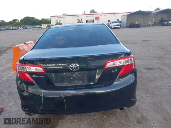 2014 Toyota Camry L with VIN 4T4BF1FK7ER349244, listed as a IAAI auction lot 42040599 with 186,545 mi miles. Bid and sale history available at carsss.com. Image 17.