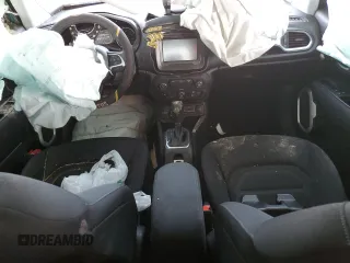 2020 Jeep Renegade Latitude with VIN ZACNJBBB0LPL48907, listed as a Copart auction lot 45956185 with 152,712 mi miles and Salvage Title. Bid and sale history available at carsss.com. Image 8.