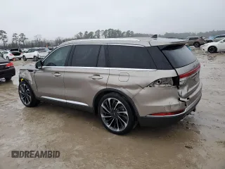 2021 Lincoln Aviator Reserve with VIN 5LM5J7WC4MGL17718, listed as a Copart auction lot 43180165 with 68,596 mi miles and Clean title. Bid and sale history available at DreamBid. Image 2.