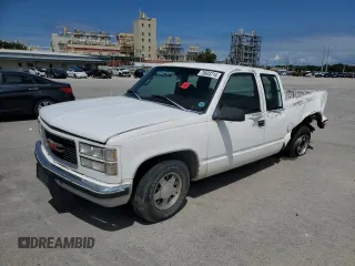 1996 GMC Sierra 1500 with VIN 2GTEC19W8T1520613, listed as a Copart auction lot 70603714 with 356,192 mi miles and Salvage Title. Bid and sale history available at DreamBid. Image 1.