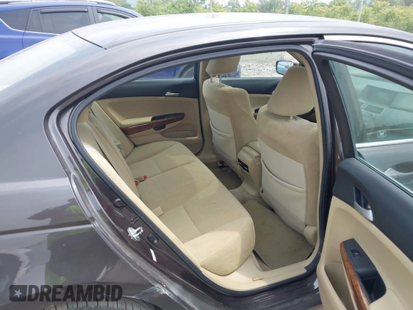 2011 Honda Accord EX с VIN 1HGCP2F72BA037123, выставлен на аукционе IAAI как лот 42438929 с пробегом 104 232 миль миль и . История ставок и продаж доступна на DreamBid. Изображение 8.