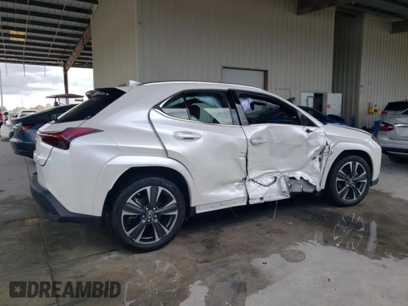 2023 Lexus UX 250h Premium с VIN JTHP6JBH5P2141181, выставлен на аукционе Copart как лот 58265074 с пробегом 3 132 миль миль и На запчасти • Non repairable. История ставок и продаж доступна на DreamBid. Изображение 3.