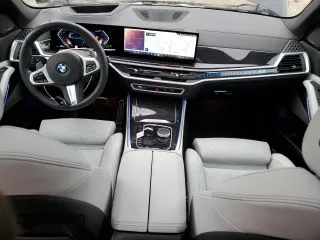 2025 BMW X5 xDrive40i with VIN 5UX23EU04S9W53256, listed as a Copart auction lot 46929635 with 0 mi miles and Salvage Title. Bid and sale history available at carsss.com. Image 8.