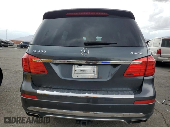 2014 Mercedes-Benz GL 450 z VIN 4JGDF7CE3EA402706, wystawiony jako Copart lot #59056875 z przebiegiem 131 460 mil mil oraz Szkoda całkowita • Salvage title. Historia ofert i sprzedaży dostępna na DreamBid. Obrazek 6.