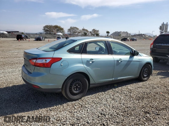 2012 Ford Focus SE z VIN 1FAHP3F29CL220030, wystawiony jako Copart lot #44858885 z przebiegiem 67 436 mil mil oraz Czysty tytuł • Clean title. Historia ofert i sprzedaży dostępna na DreamBid. Obrazek 3.