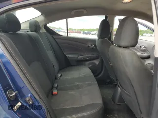 2019 Nissan Versa SV z VIN 3N1CN7AP8KL864080, wystawiony jako Copart lot #55659895 z przebiegiem 107 552 mil mil oraz Szkoda całkowita • Salvage title. Historia ofert i sprzedaży dostępna na DreamBid. Obrazek 10.