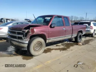 1997 Chevrolet Silverado 1500 with VIN 2GCEK19R3V1277602, listed as a Copart auction lot 45843165 with 417,524 mi miles and Salvage Title. Bid and sale history available at DreamBid. Image 1.