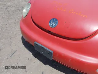 2003 Volkswagen Beetle GLS с VIN 3VWCK21Y73M310538, выставлен на аукционе IAAI как лот 42457665 с пробегом 129 942 миль миль и . История ставок и продаж доступна на DreamBid. Изображение 6.