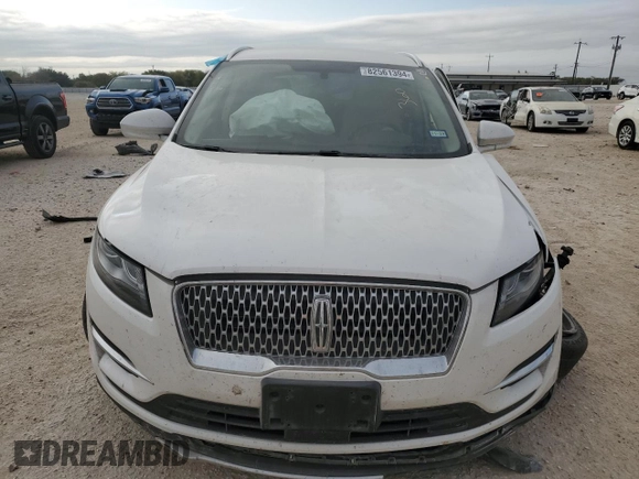 2019 Lincoln MKC Standard with VIN 5LMCJ1D95KUL45392, listed as a Copart auction lot 82561394 with 104,748 mi miles and Salvage Title. Bid and sale history available at DreamBid. Image 5.