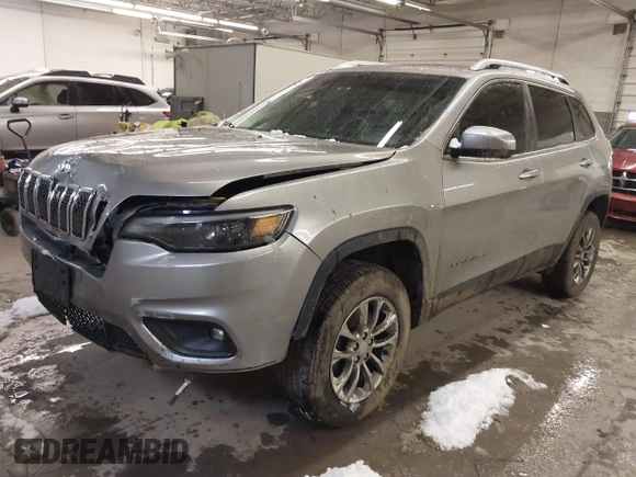 2019 Jeep Cherokee Latitude Plus with VIN 1C4PJMLX8KD137307, listed as a IAAI auction lot 41258365 with 131,758 mi miles and . Bid and sale history available at DreamBid. Image 18.