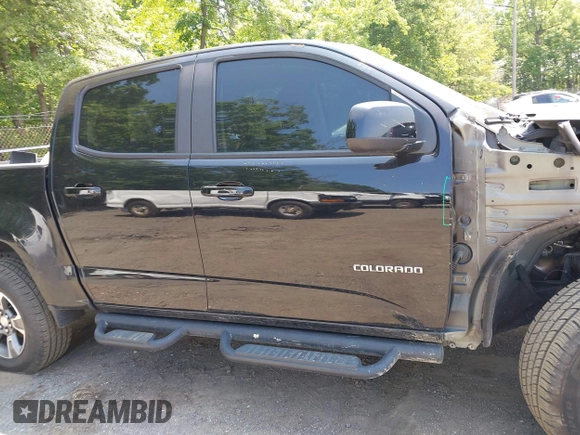2017 Chevrolet Colorado 4WD Z71 with VIN 1GCGTDEN7H1265540, listed as a IAAI auction lot 42419600 with 140,998 mi miles and . Bid and sale history available at DreamBid. Image 13.