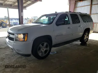 2010 Chevrolet Suburban LS z VIN 1GNUKHE37AR172317, wystawiony jako Copart lot #58264205 z przebiegiem 171 390 mil mil oraz Czysty tytuł • Clean title. Historia ofert i sprzedaży dostępna na DreamBid. Obrazek 1.
