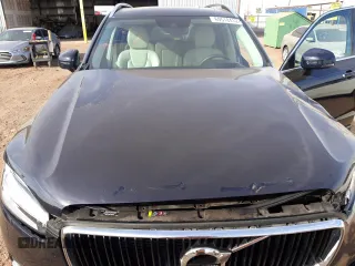 2019 Volvo XC90 Momentum with VIN YV4102CK6K1468354, listed as a Copart auction lot 69518412 with 39,563 mi miles. Bid and sale history available at carsss.com. Image 13.