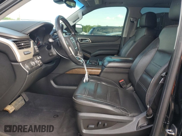 2019 GMC Yukon XL Denali with VIN 1GKS2HKJ5KR114327, listed as a Copart auction lot 55536375 with 55,390 mi miles and Clean Title. Bid and sale history available at DreamBid. Image 7.