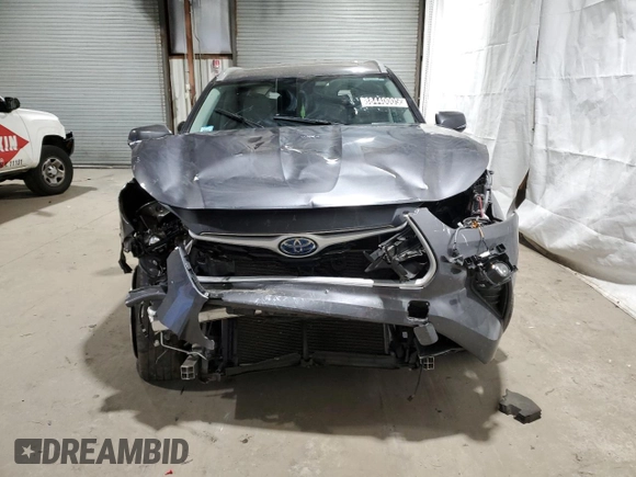 2022 Toyota Highlander Hybrid XLE z VIN 5TDGBRCH9NS556553, wystawiony jako Copart lot #88440005 z przebiegiem 76 389 mil mil oraz Czysty tytuł • Clean title. Historia ofert i sprzedaży dostępna na DreamBid. Obrazek 5.