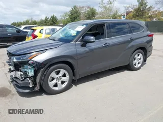 2021 Toyota Highlander L with VIN 5TDZZRAH3MS040663, listed as a IAAI auction lot 41945677 with 64,069 mi miles and . Bid and sale history available at DreamBid. Image 18.