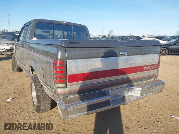 1990 Ford F-150 with VIN 1FTEX15N8LKA81933, listed as a IAAI auction lot 41433501 with 1,170 mi miles. Bid and sale history available at carsss.com. Image 3.