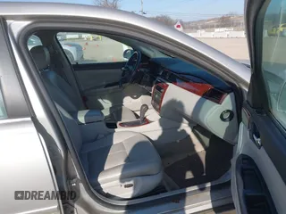2007 Chevrolet Impala LT with VIN 2G1WC58R379283892, listed as a IAAI auction lot 41775953 with 71,385 mi miles and . Bid and sale history available at DreamBid. Image 5.