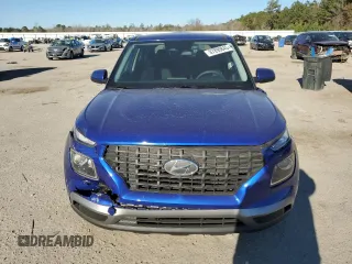 2024 Hyundai Venue SE with VIN KMHRB8A33RU332539, listed as a Copart auction lot 87899845 with 7,517 mi miles and Salvage Title. Bid and sale history available at DreamBid. Image 5.