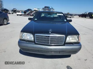 1995 Mercedes-Benz S 320 with VIN WDBGA32E7SA235612, listed as a Copart auction lot 46911705 with 119,900 mi miles and Clean Title. Bid and sale history available at DreamBid. Image 5.