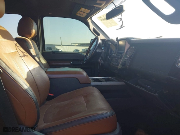 2015 Ford Super Duty F-250 SRW Lariat with VIN 1FT7W2BT6FEC13580, listed as a IAAI auction lot 41466639 with 196,761 mi miles. Bid and sale history available at carsss.com. Image 5.