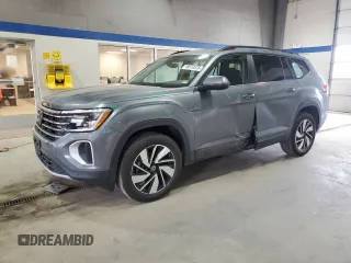 2024 Volkswagen Atlas SE z VIN 1V2HR2CA1RC618687, wystawiony jako Copart lot #49010375 z przebiegiem 3 477 mil mil oraz Szkoda całkowita • Salvage title. Historia ofert i sprzedaży dostępna na DreamBid. Obrazek 1.