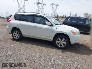 2008 Toyota RAV4 Ltd with VIN JTMBD31V185139321, listed as a IAAI auction lot 42081593 with 276,346 mi miles. Bid and sale history available at carsss.com. Image 1.
