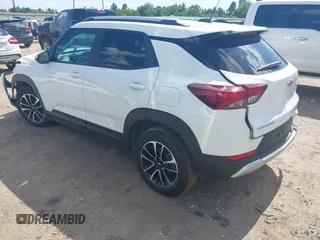 2025 Chevrolet TrailBlazer LT with VIN KL79MPSP8SB086368, listed as a IAAI auction lot 42244297 with 9,313 mi miles and . Bid and sale history available at DreamBid. Image 3.