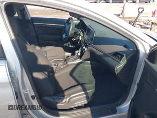 2019 Hyundai Elantra SE with VIN 5NPD74LF0KH466005, listed as a IAAI auction lot 41535177 with 39,385 mi miles and . Bid and sale history available at DreamBid. Image 5.