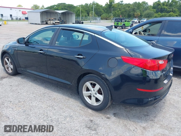 2015 Kia Optima LX z VIN KNAGM4A77F5651513, wystawiony jako IAAI lot #42385705 z przebiegiem 144 111 mil mil oraz . Historia ofert i sprzedaży dostępna na DreamBid. Obrazek 3.